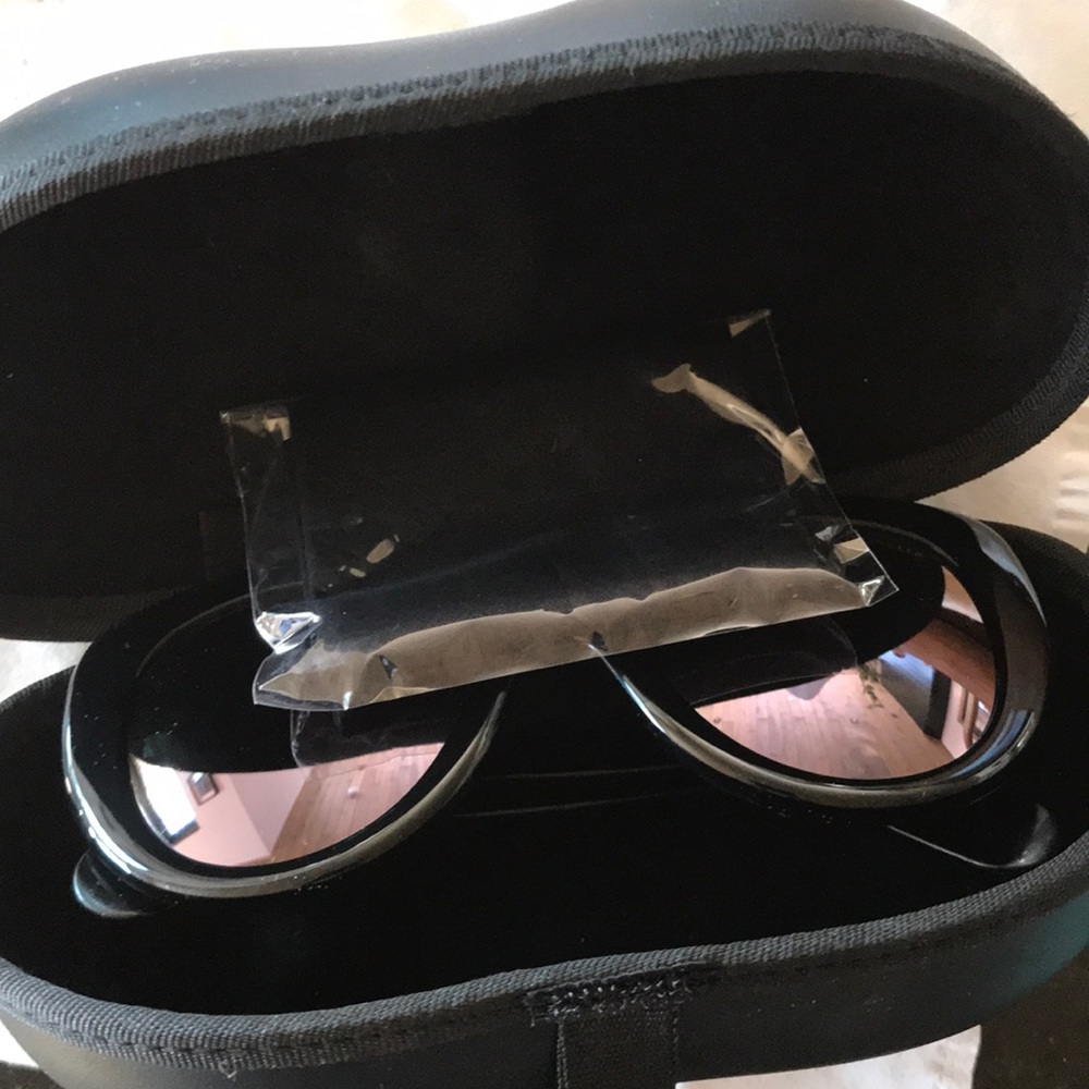 Moncler Snowcat Sunglasses - Picture 6 of 8